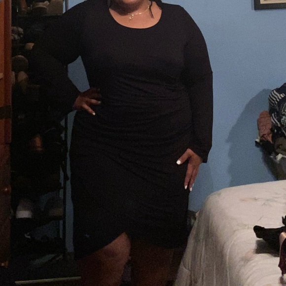 Cato Dresses & Skirts - Black Ruched Midi Dress- Size 26/28